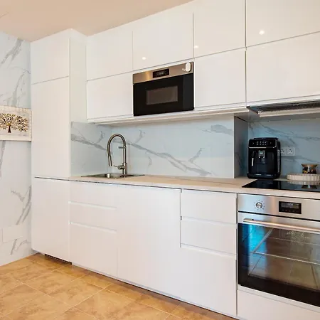 Apartamento Sea-view With 3 Balconies And Cinema Torremolinos